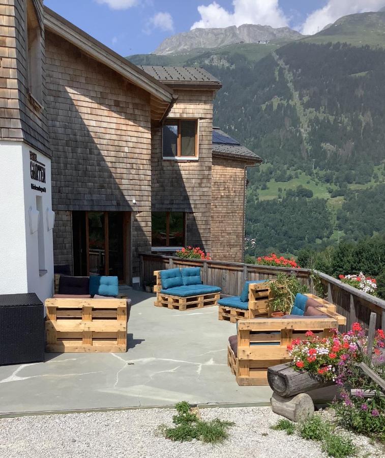 Berglandhof Hotel Ernen Eksteriør bilde